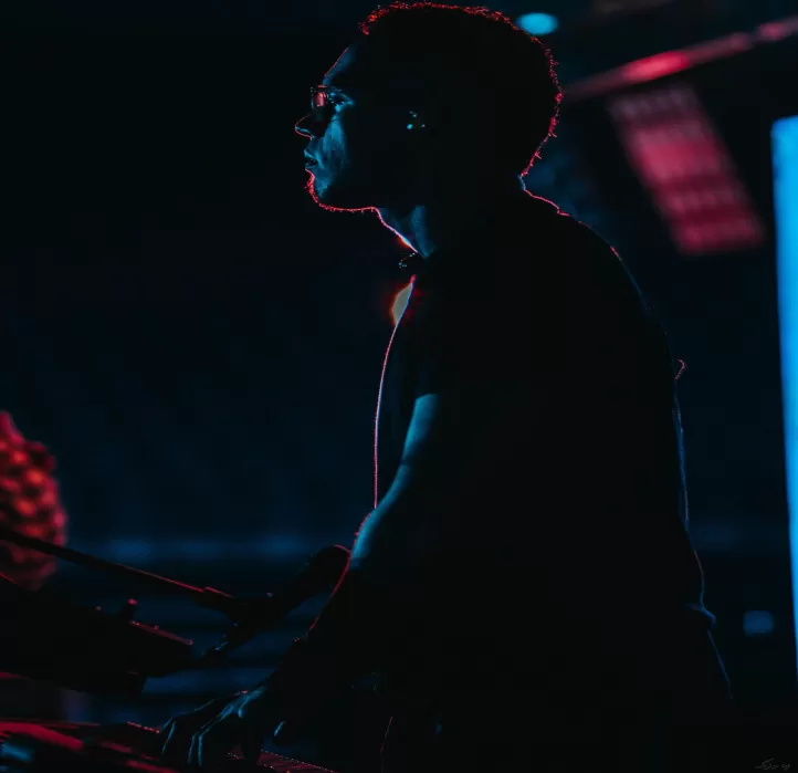 دانلود آهنگ چند سال دیگه منتظر باشم هوش مصنوعی داریوش و روزبه بمانی اینستایی دانلود آهنگ چند سال دیگه منتظر باشم هوش مصنوعی داریوش و روزبه بمانی اینستایی