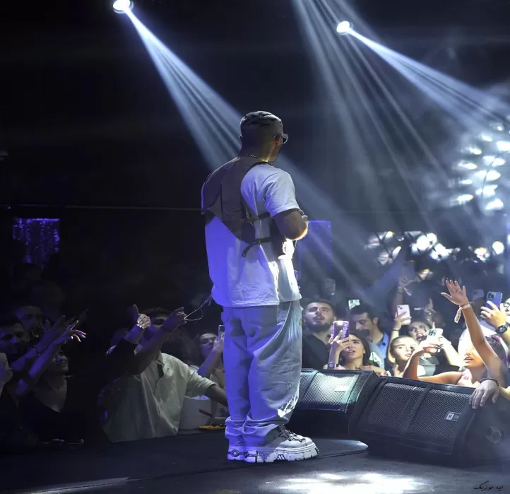 دانلود ریمیکس امشبو نیستم فردا رو آره آرتا و کوروش ریمیکس ترند اینستا