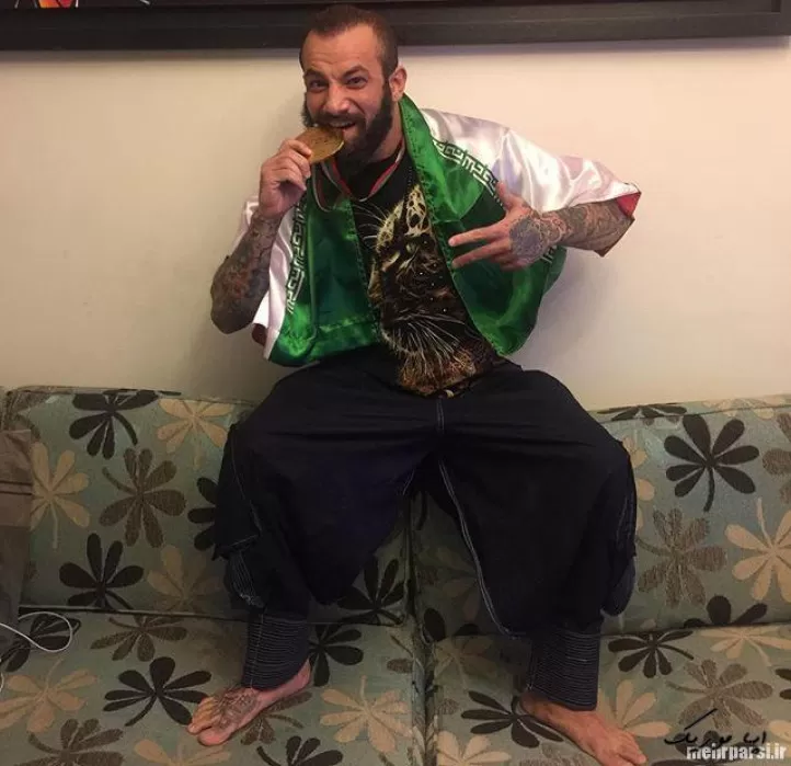 دانلود اهنگ برگرد بی چون و چرا هوش مصنوعی امیر تتلو  تند ترند اینستا