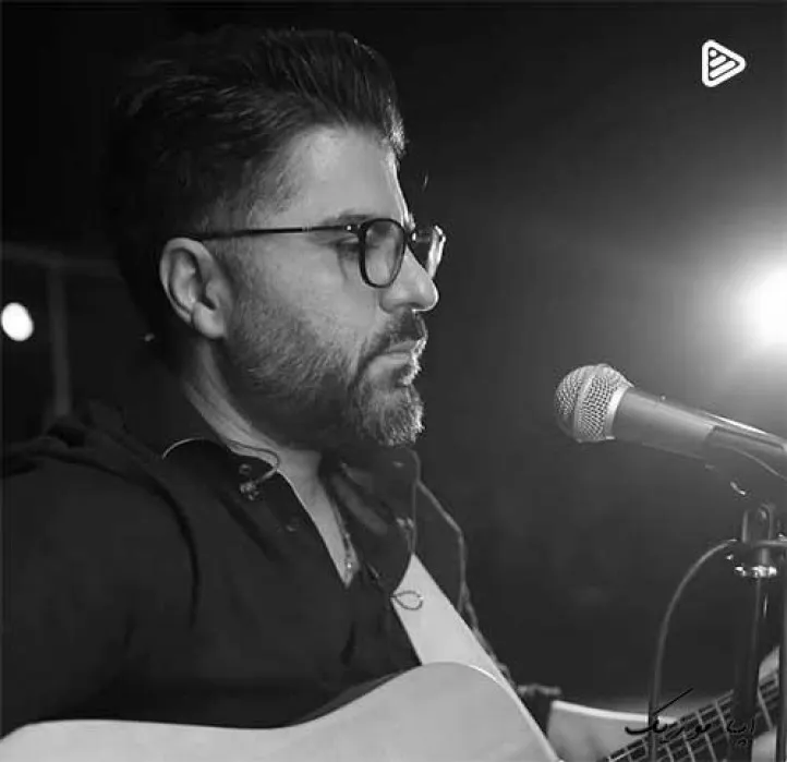 دانلود آهنگ به دو خط شعر که روی سنگ است حامد همایون ترند شاد ریمیکس کیفیت بالا