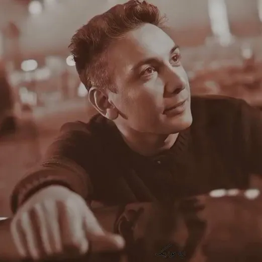 دانلود آهنگ شادمهر عقیلی همین که تو مسیر من یه گلفروشی پیدا شه